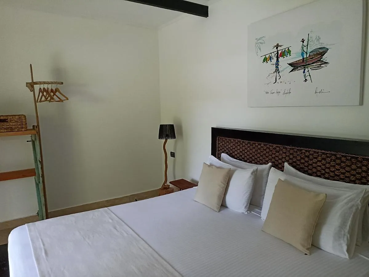 ***  L'Oasi Guest House Baie Lazare  Seychelles